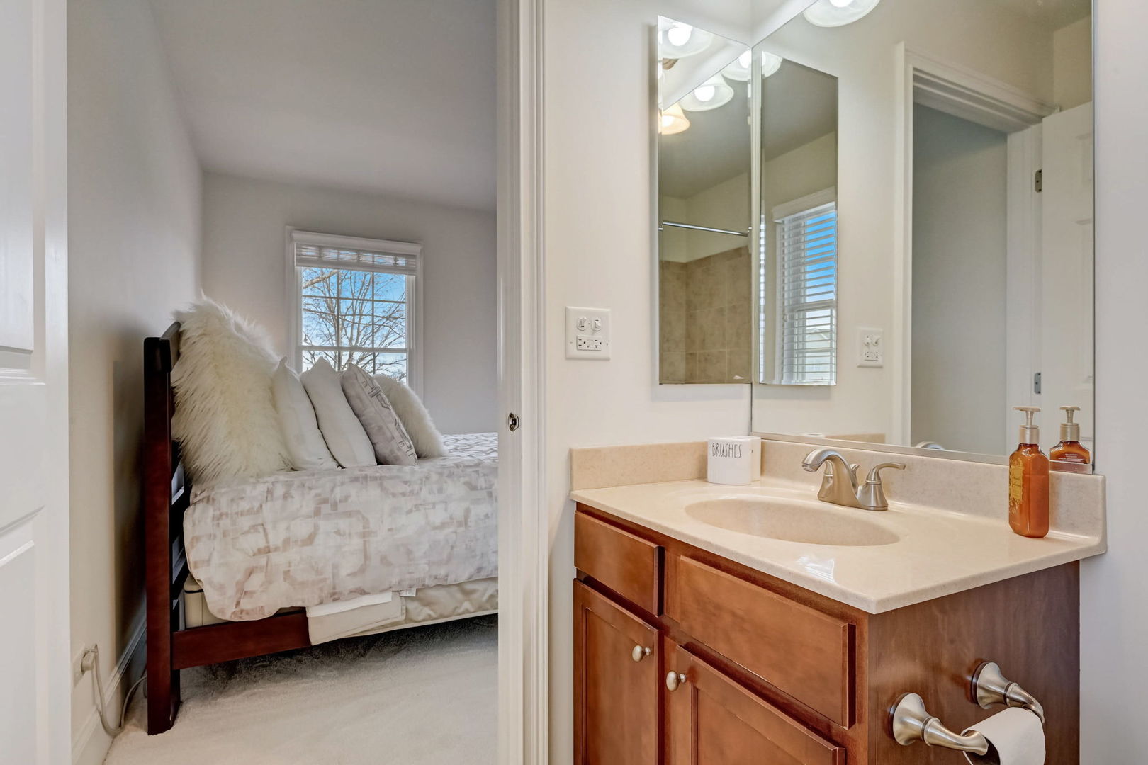 8 Prairie Landings Court