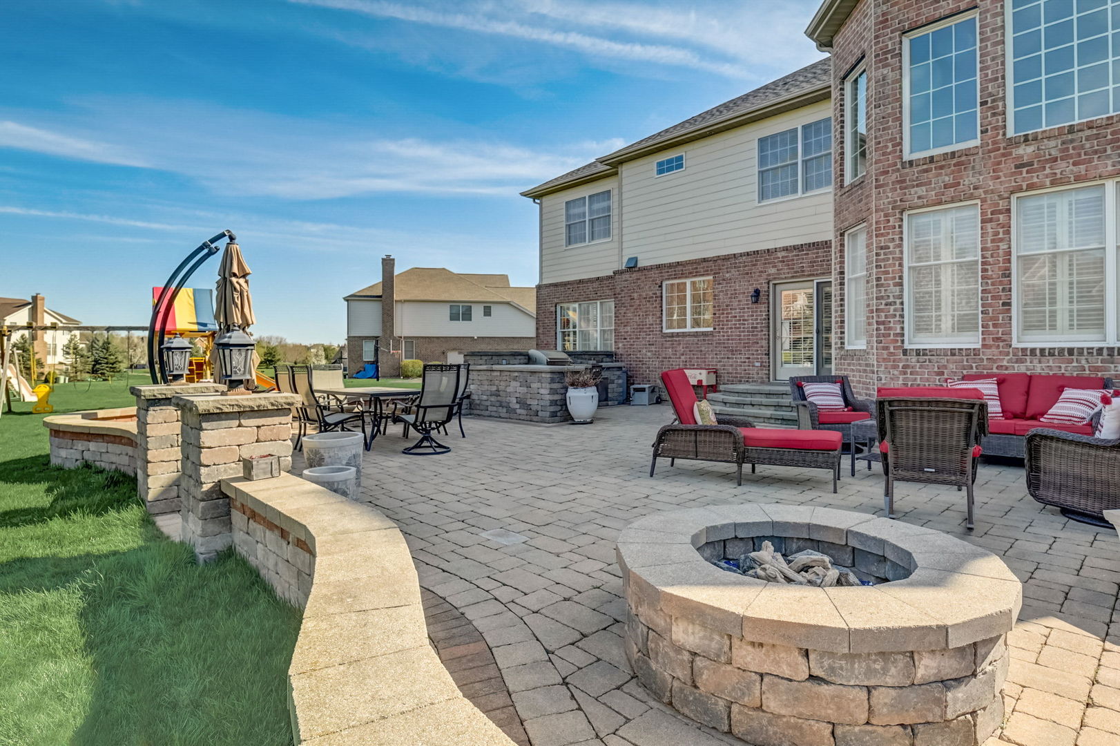 8 Prairie Landings Court
