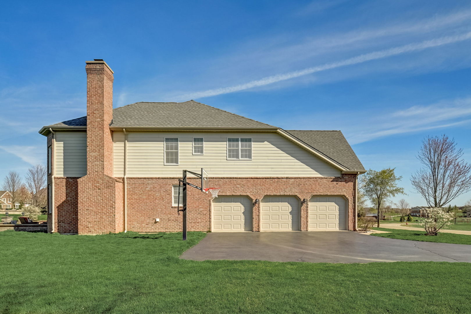 8 Prairie Landings Court