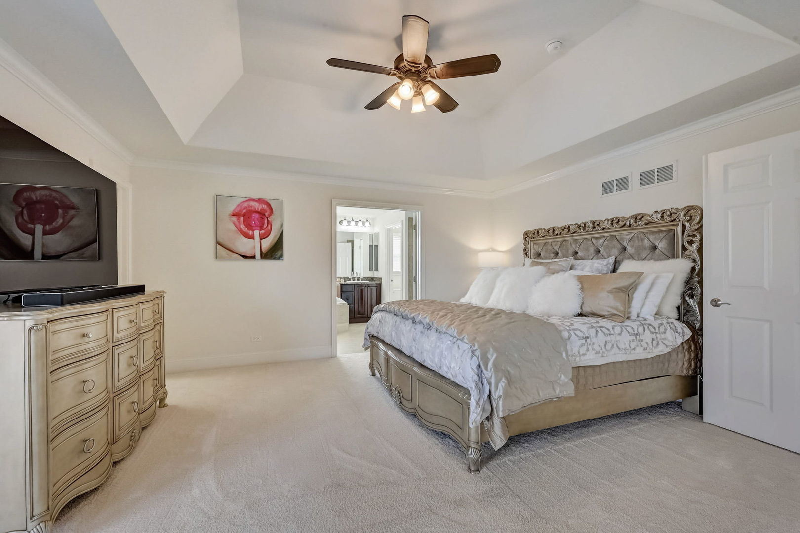 8 Prairie Landings Court