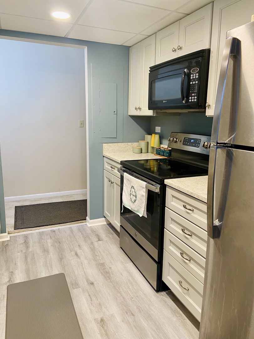 1 Bloomingdale Place Unit: 502