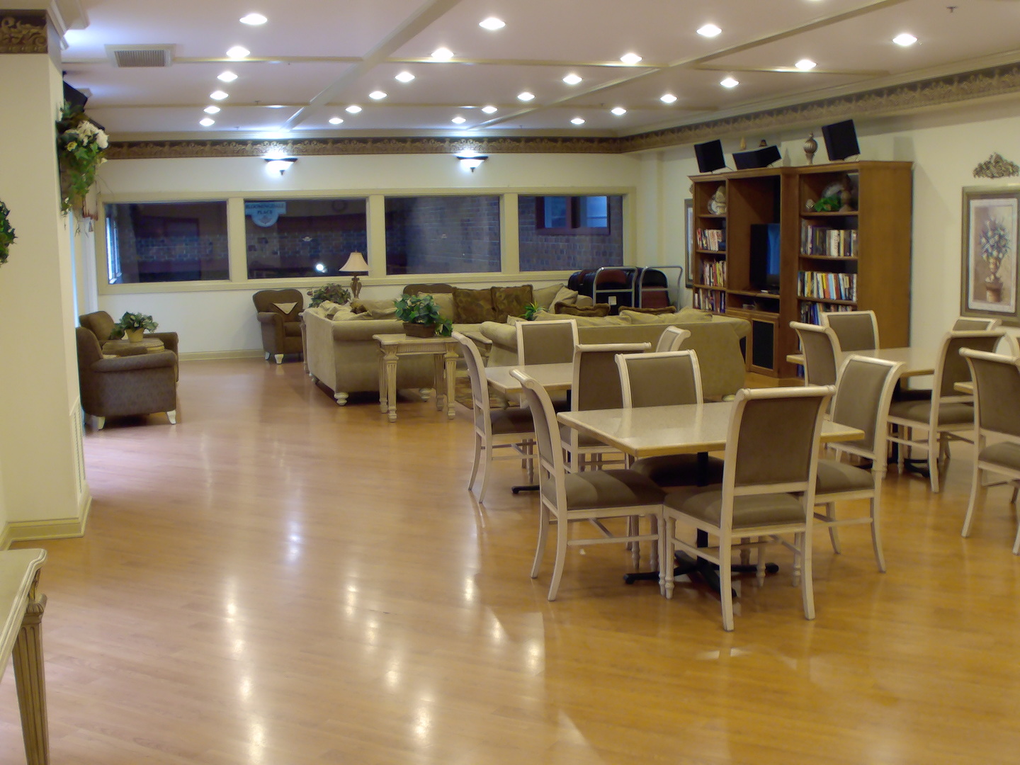 1 Bloomingdale Place Unit: 502