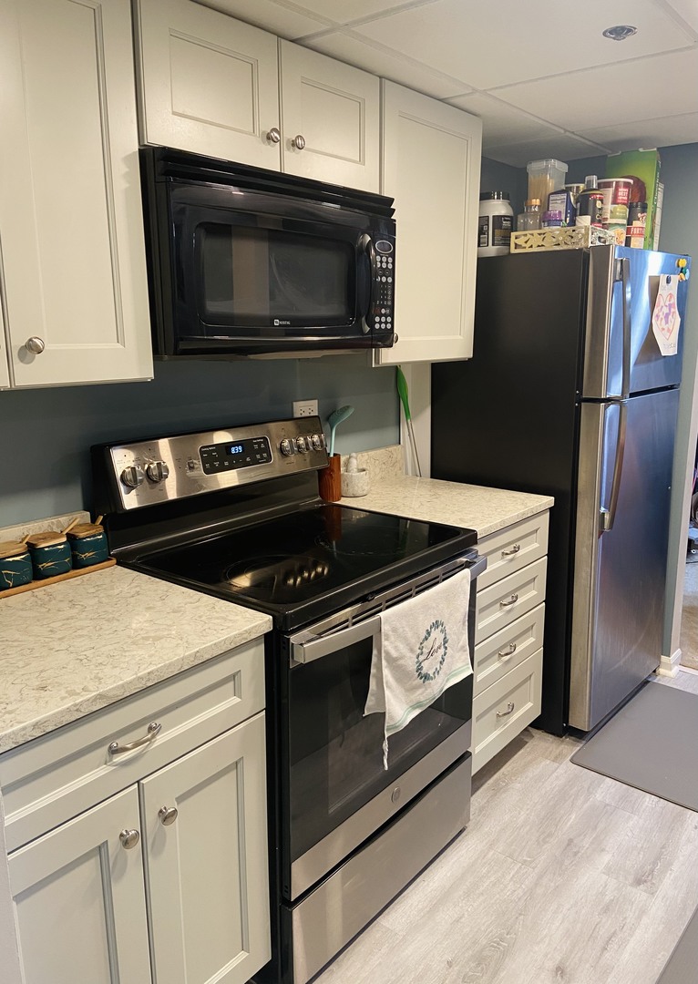 1 Bloomingdale Place Unit: 502