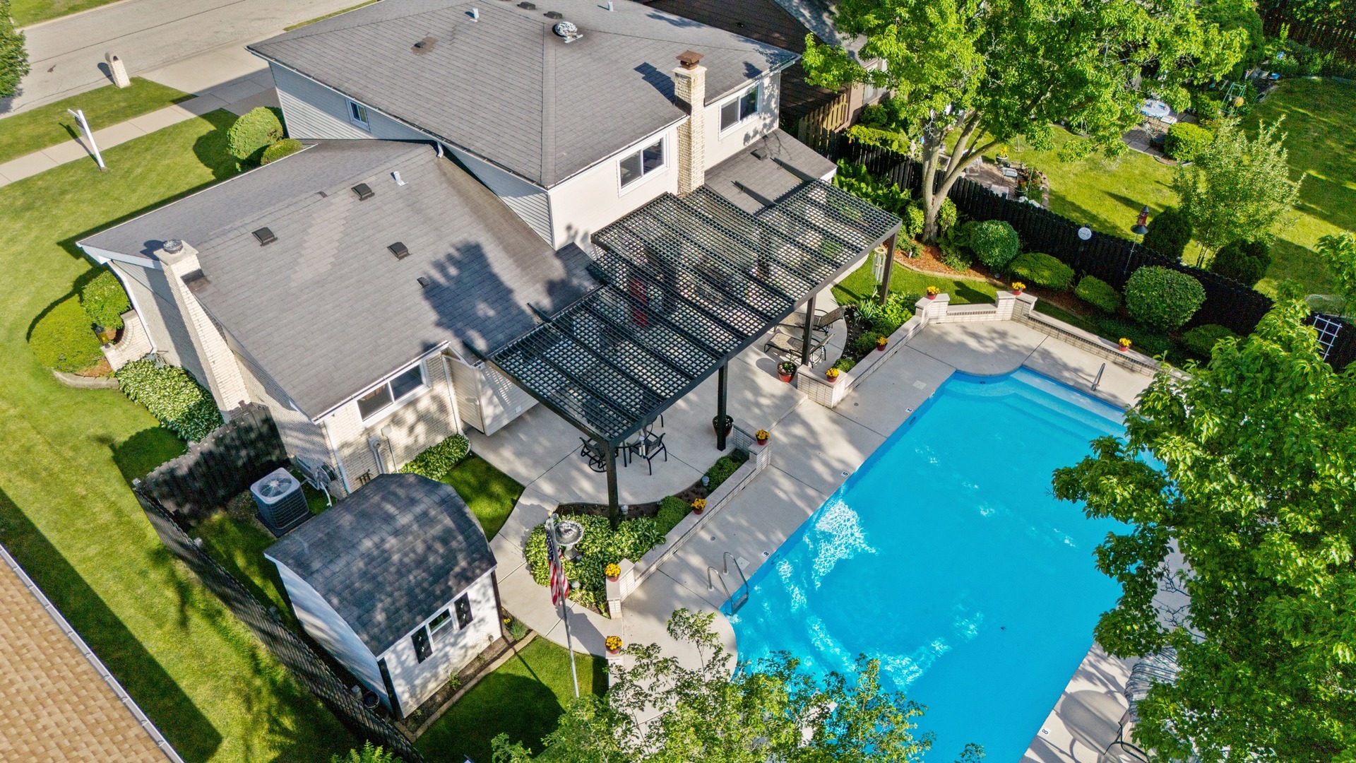 2342 S Shag Bark Trail
