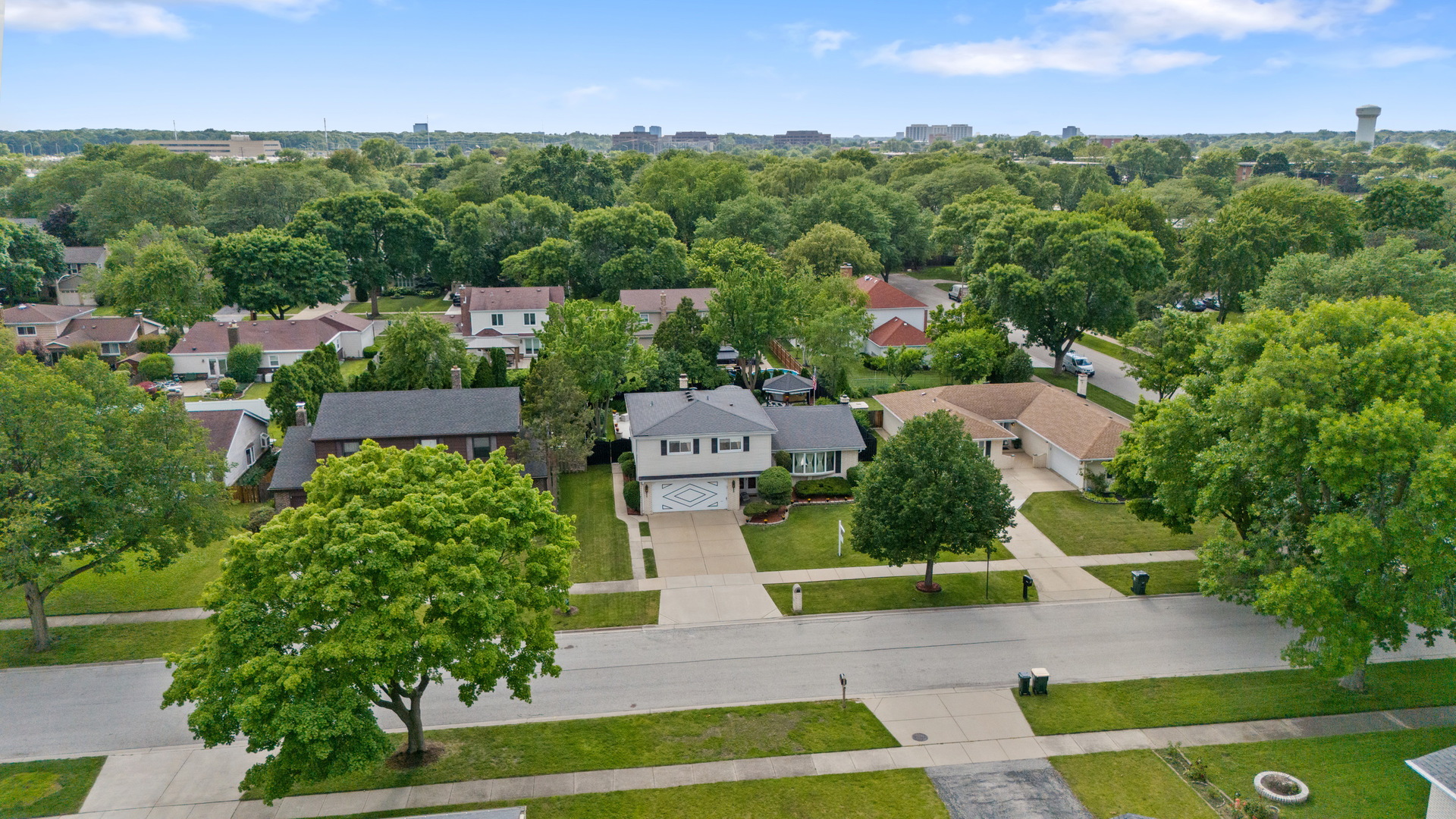 2342 S Shag Bark Trail