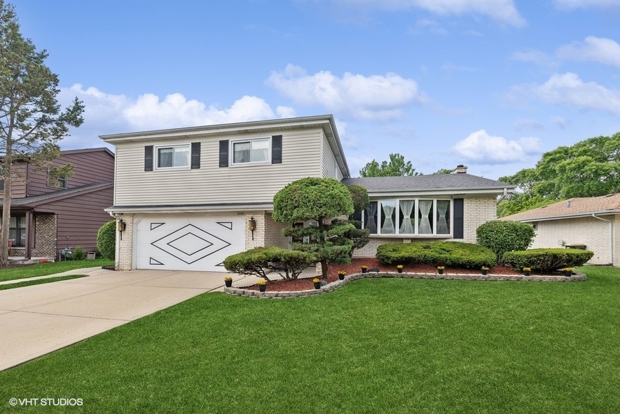 2342 S Shag Bark Trail