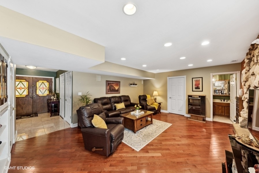 2342 S Shag Bark Trail