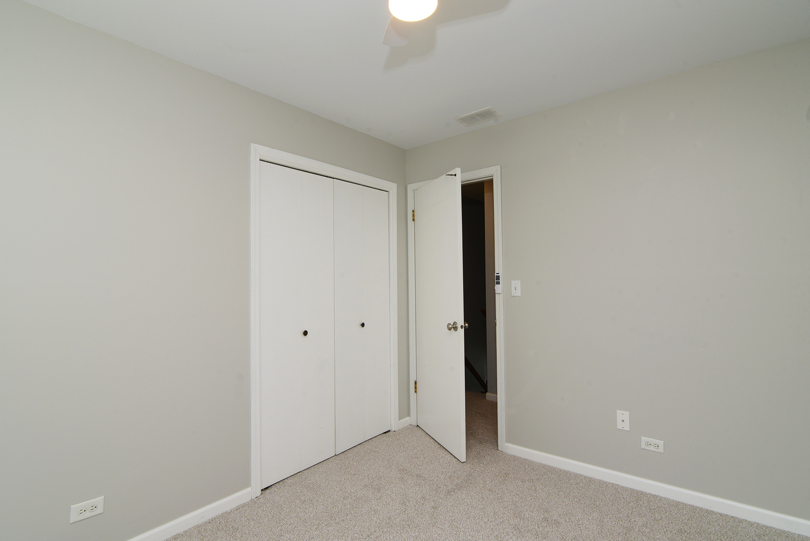 1606 N Windsor Drive Unit: 1606