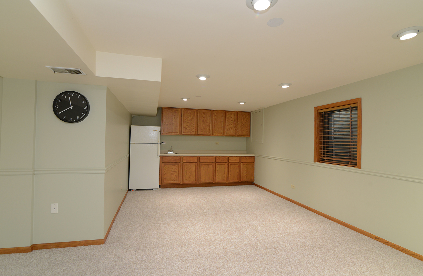 1606 N Windsor Drive Unit: 1606