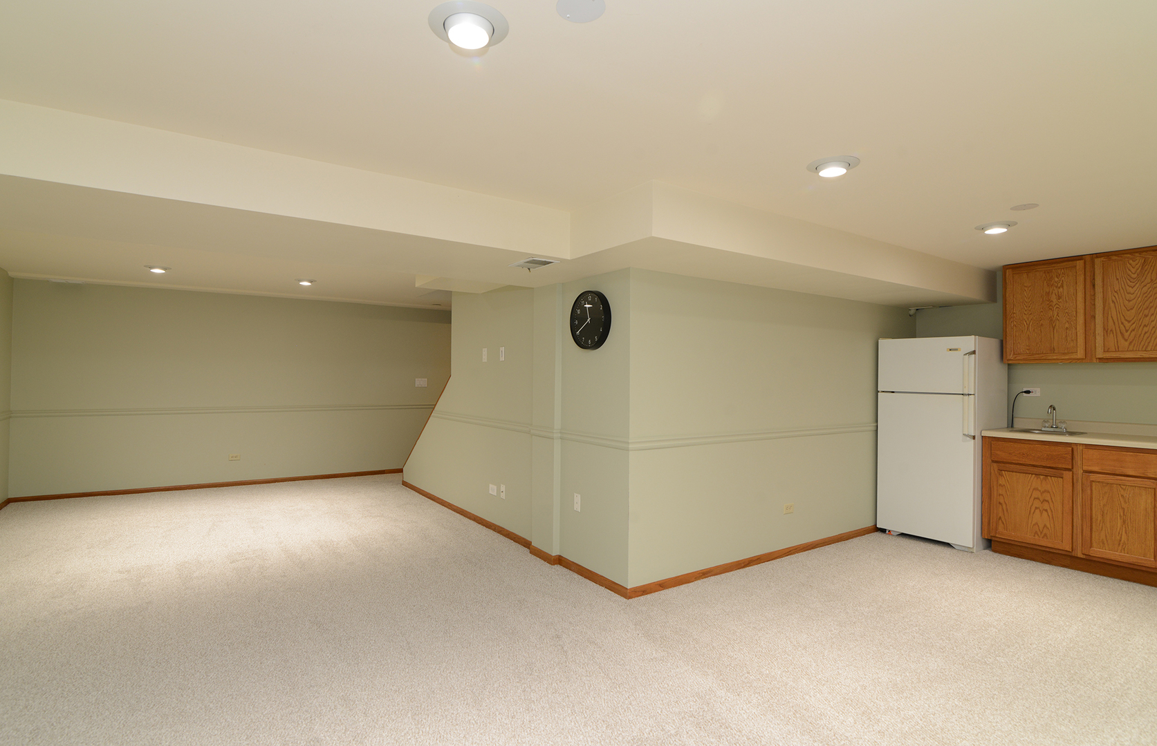 1606 N Windsor Drive Unit: 1606