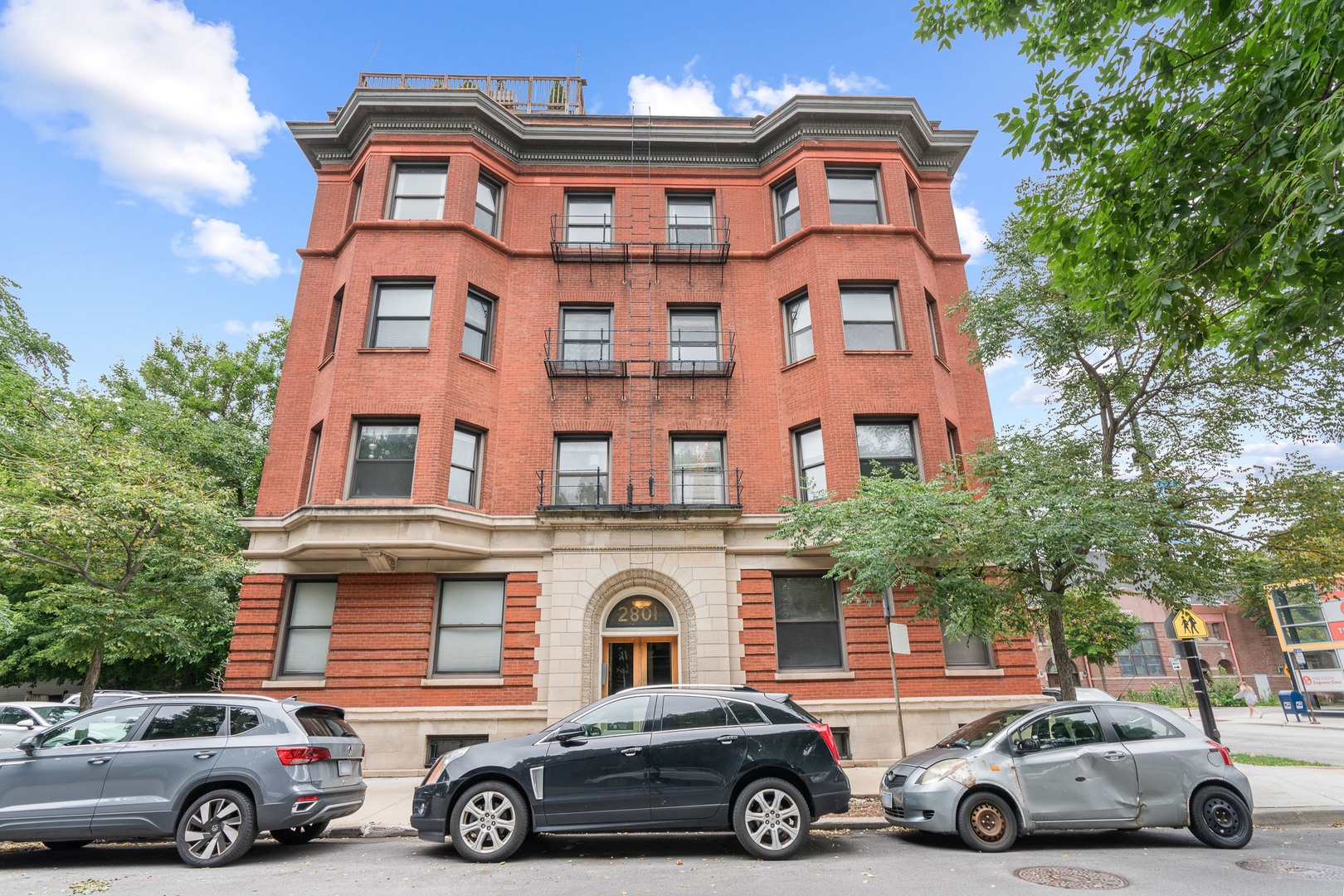 2801 N Seminary Avenue Unit: 3S