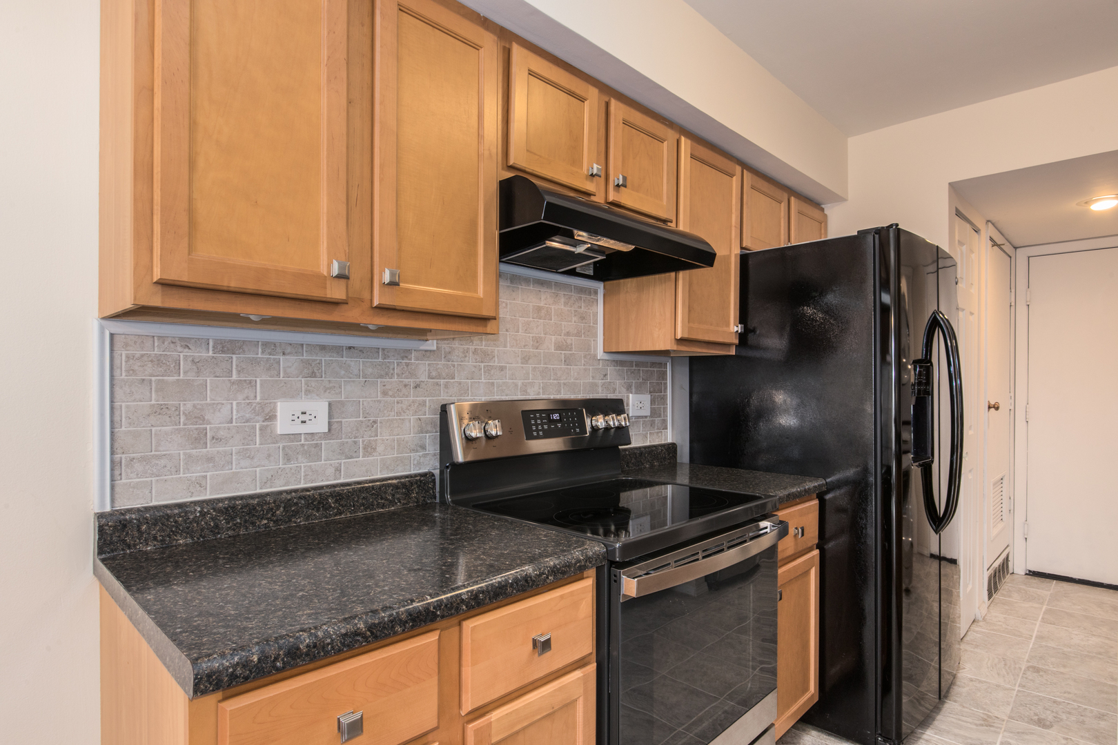 1400 N Knollwood Drive Unit: B5