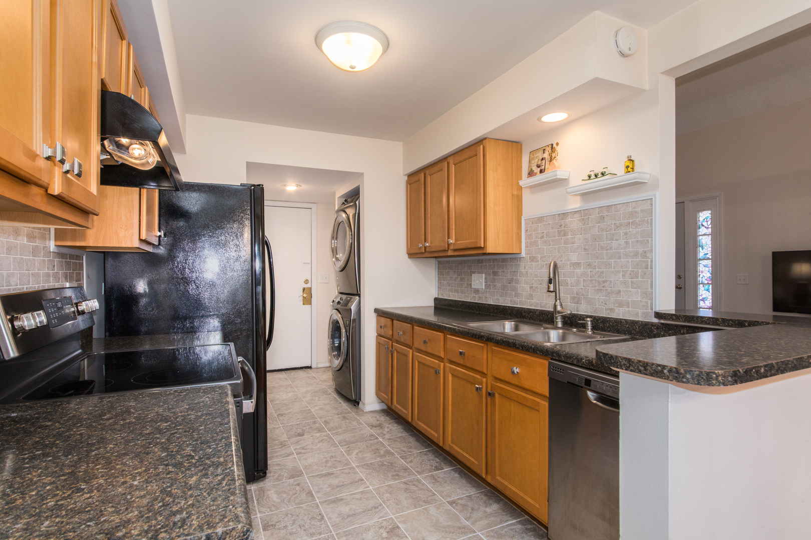 1400 N Knollwood Drive Unit: B5