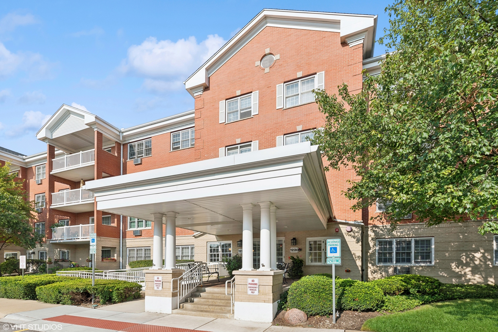 1220 Depot Street Unit: 112