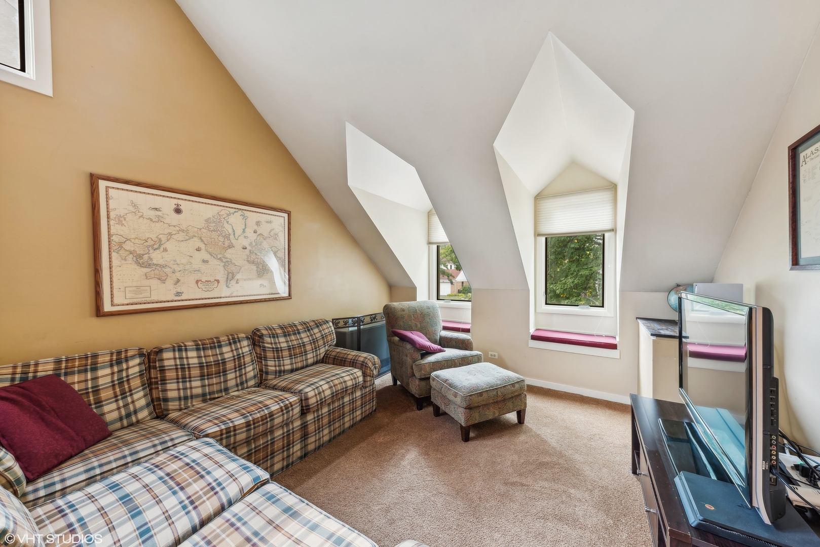 809 S Mitchell Avenue