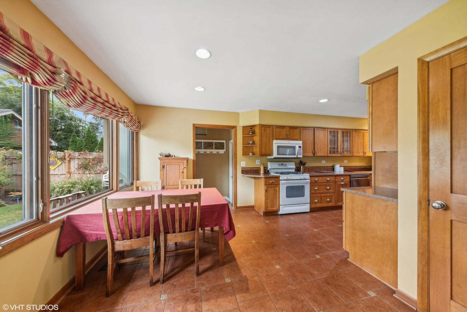 809 S Mitchell Avenue