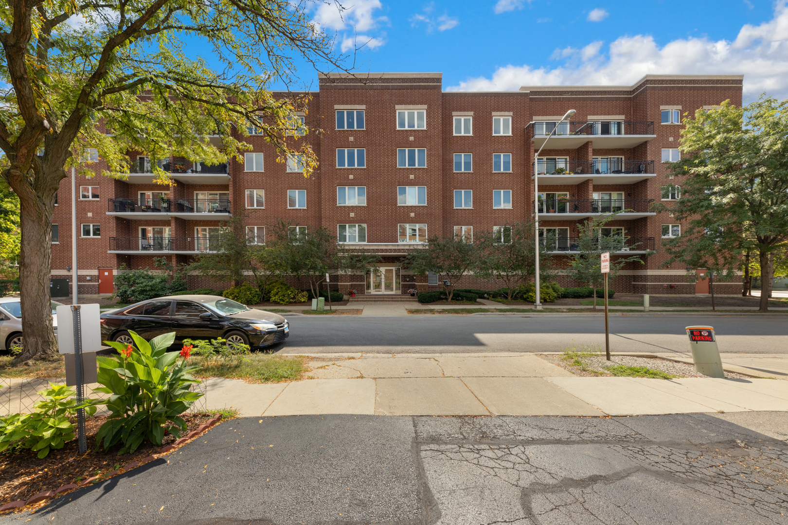 1675 E Mill Street Unit: 503