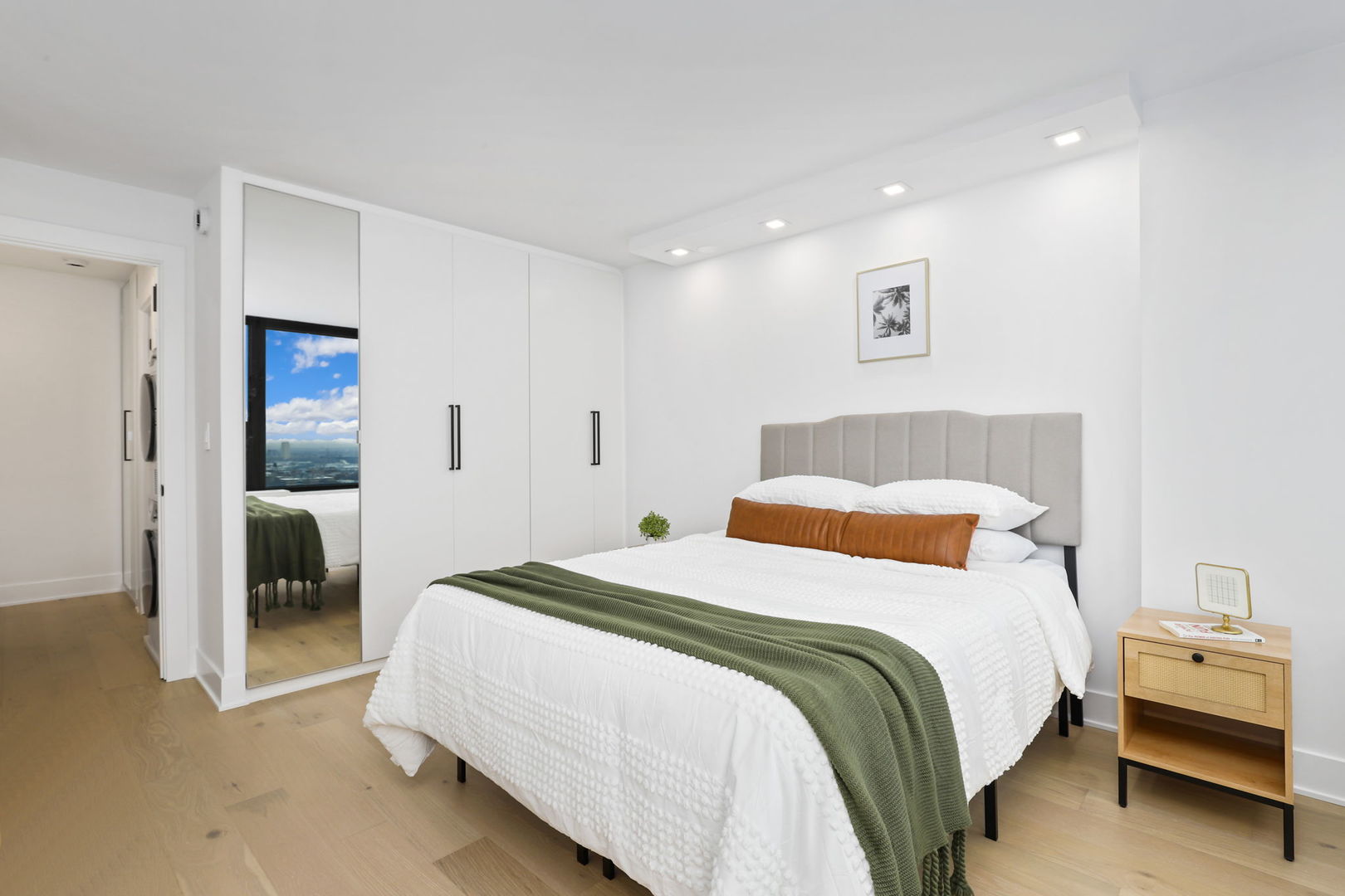 1560 N Sandburg Terrace Unit: 2603J