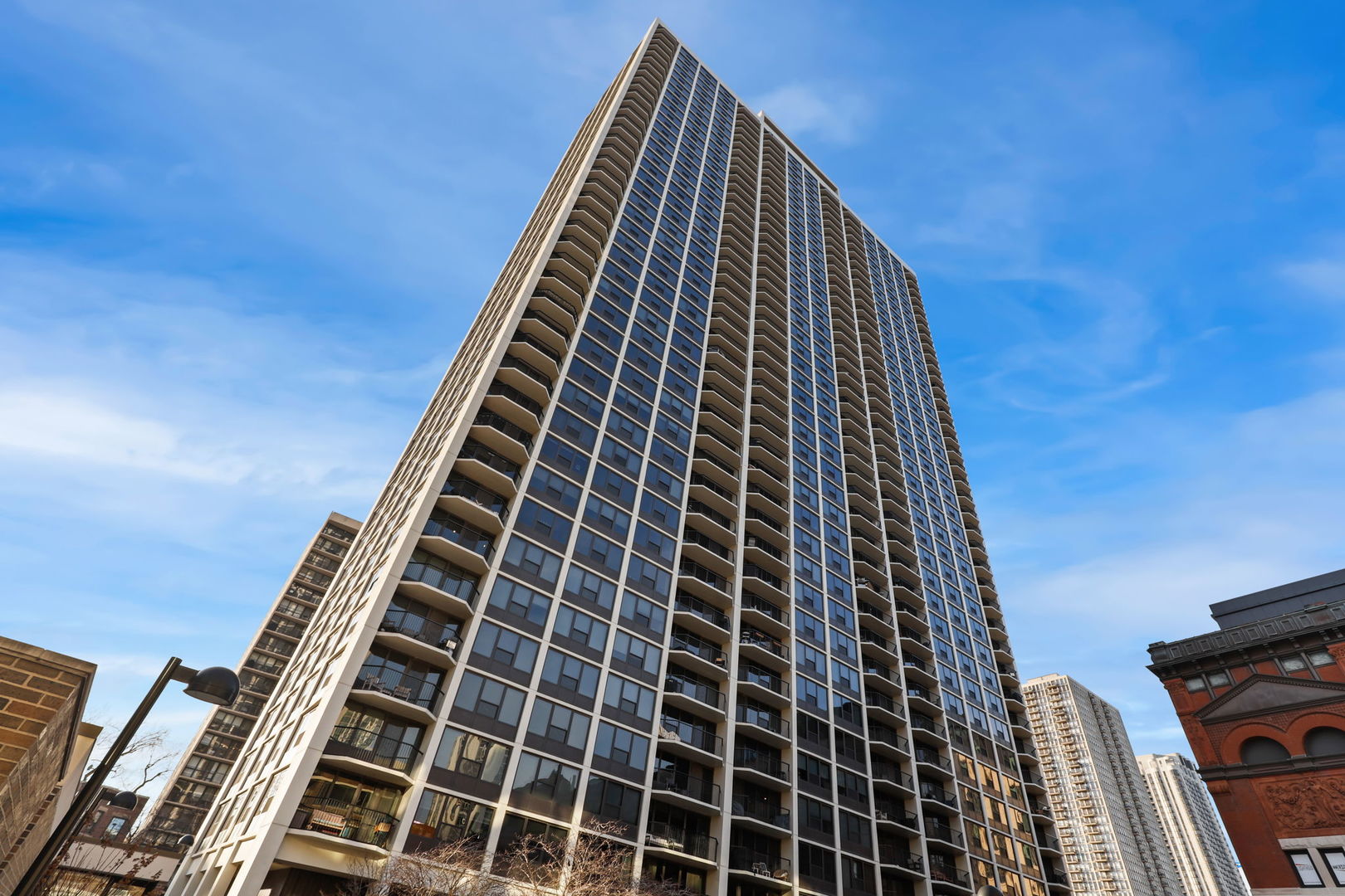 1560 N Sandburg Terrace Unit: 2603J