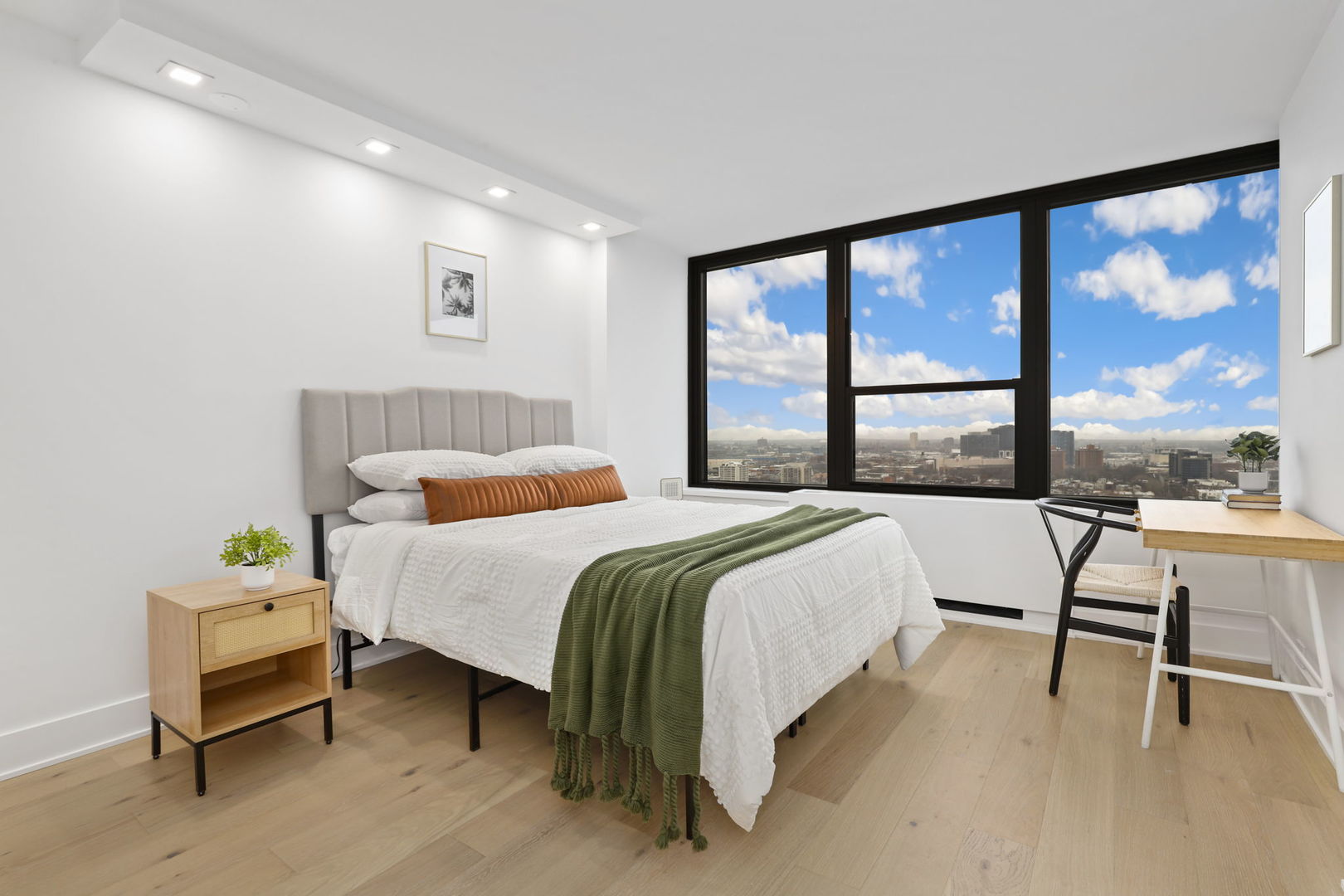 1560 N Sandburg Terrace Unit: 2603J