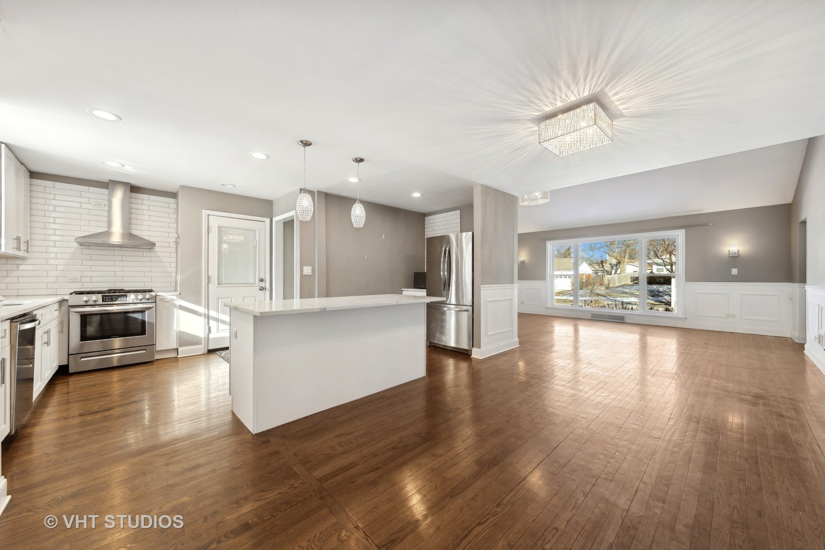 143 W Washington Boulevard