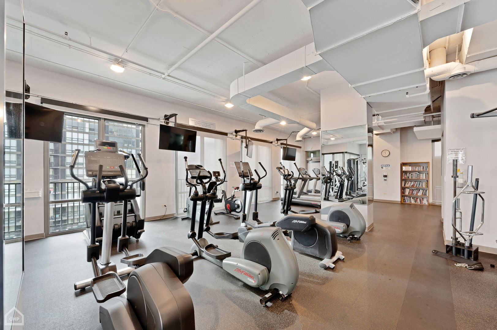 2 E Erie Street Unit: 1401