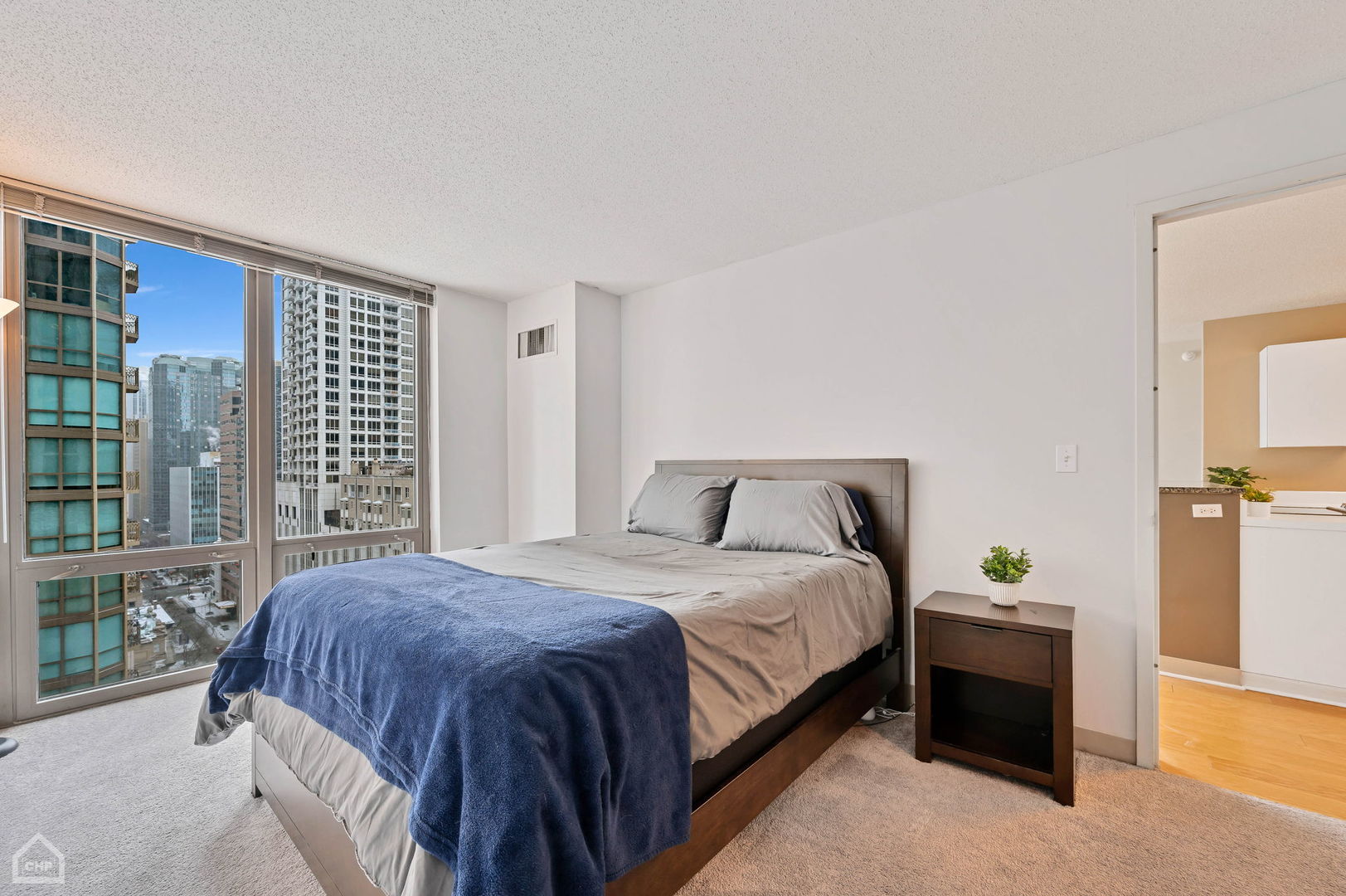 2 E Erie Street Unit: 1401
