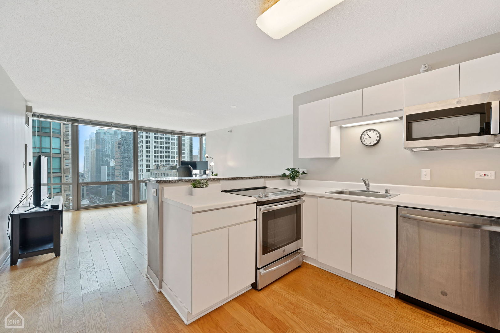 2 E Erie Street Unit: 1401