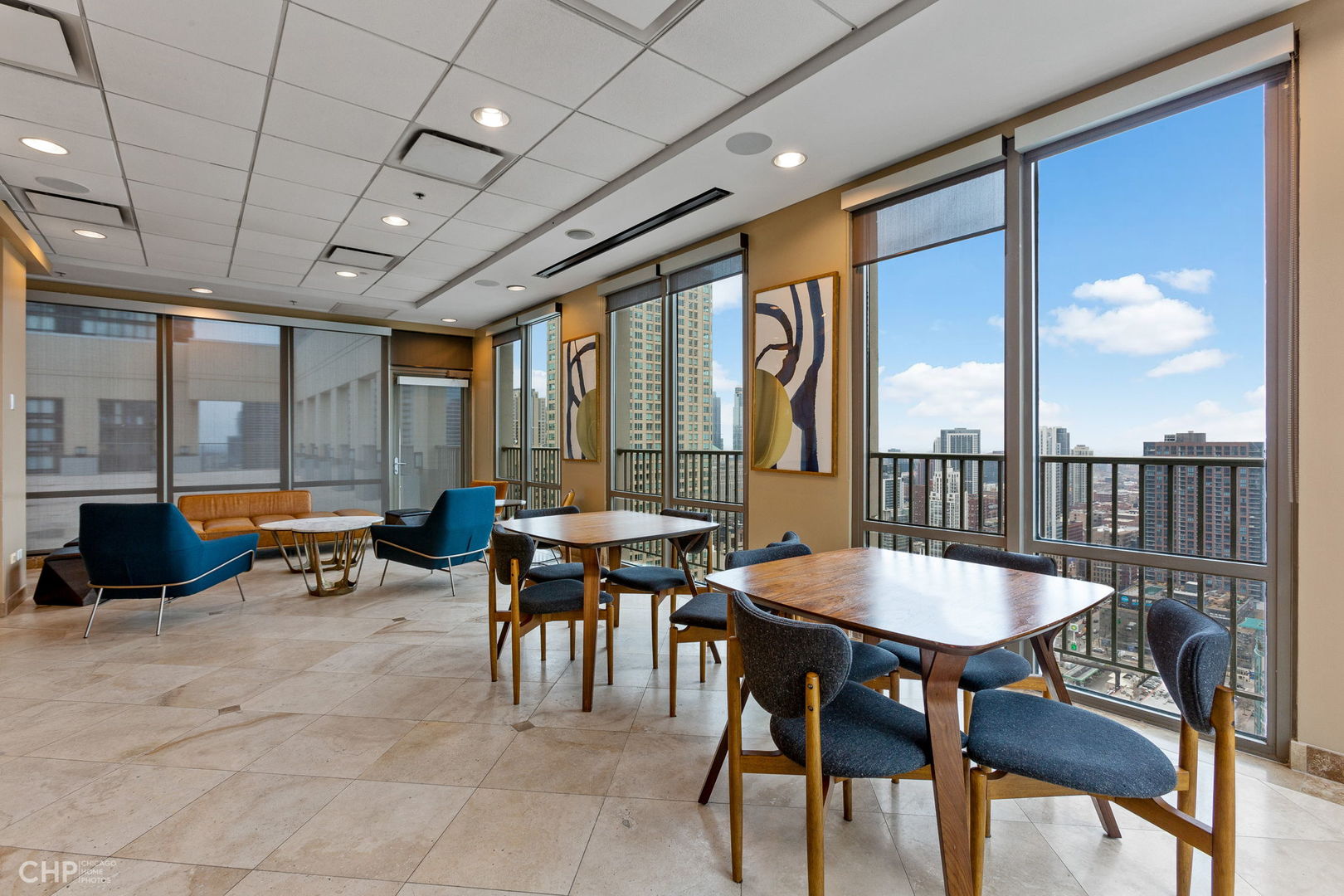 2 E Erie Street Unit: 1401