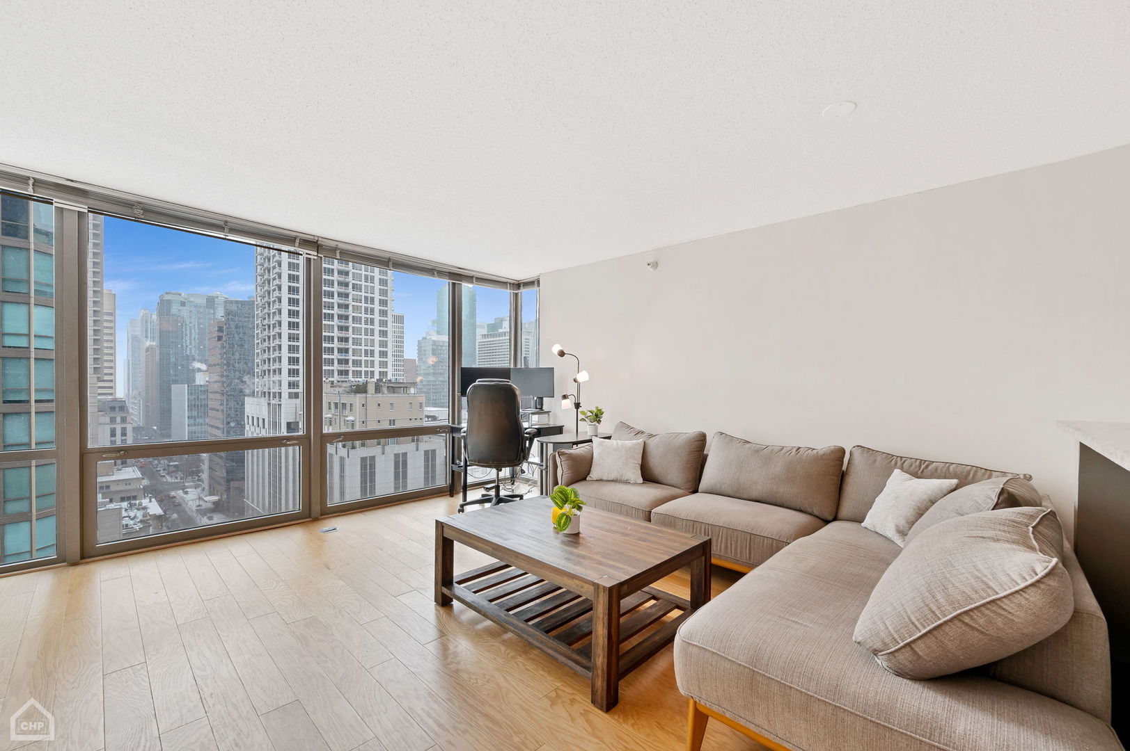 2 E Erie Street Unit: 1401