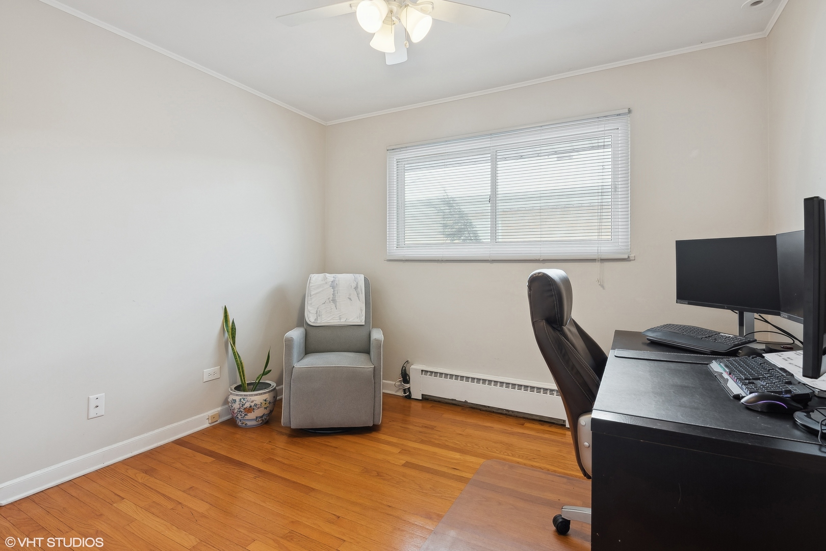 5837 Capri Lane