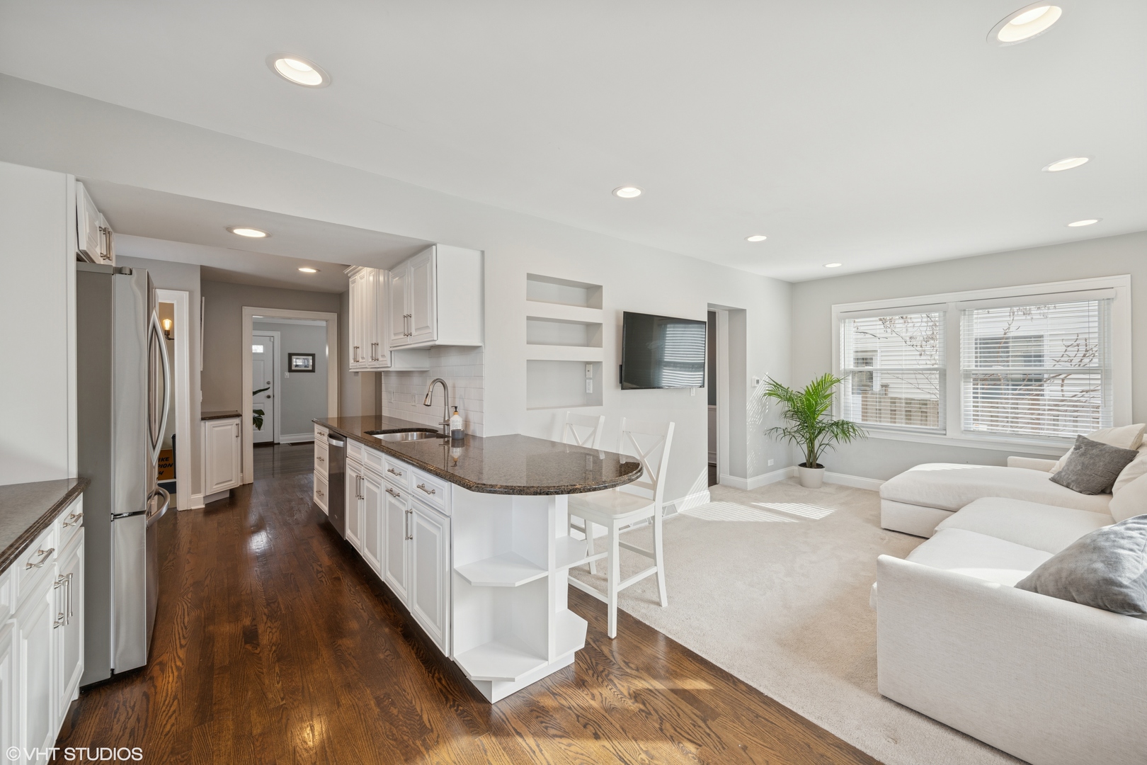 388 N Elm Avenue