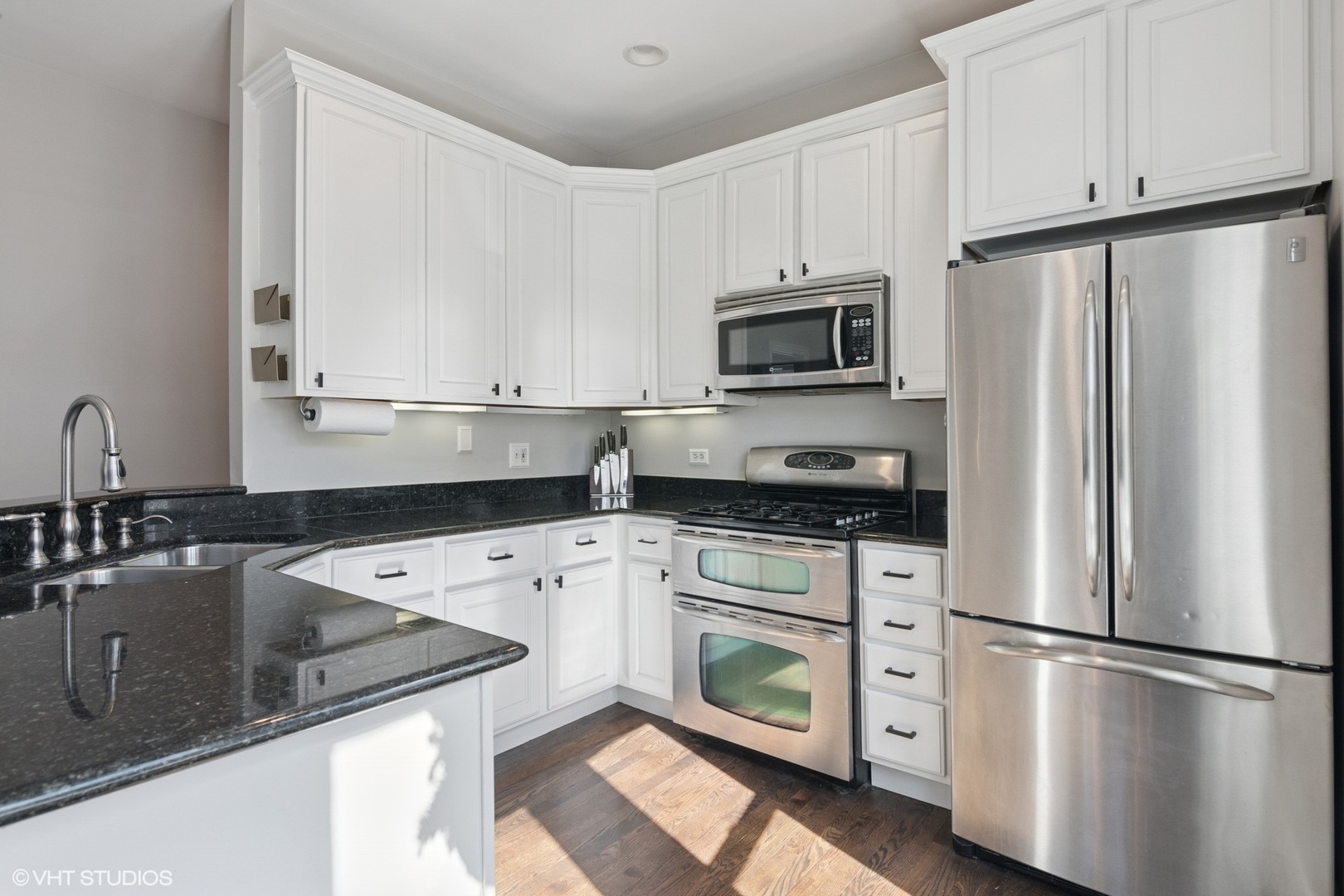 1650 W Rascher Avenue Unit: 1W
