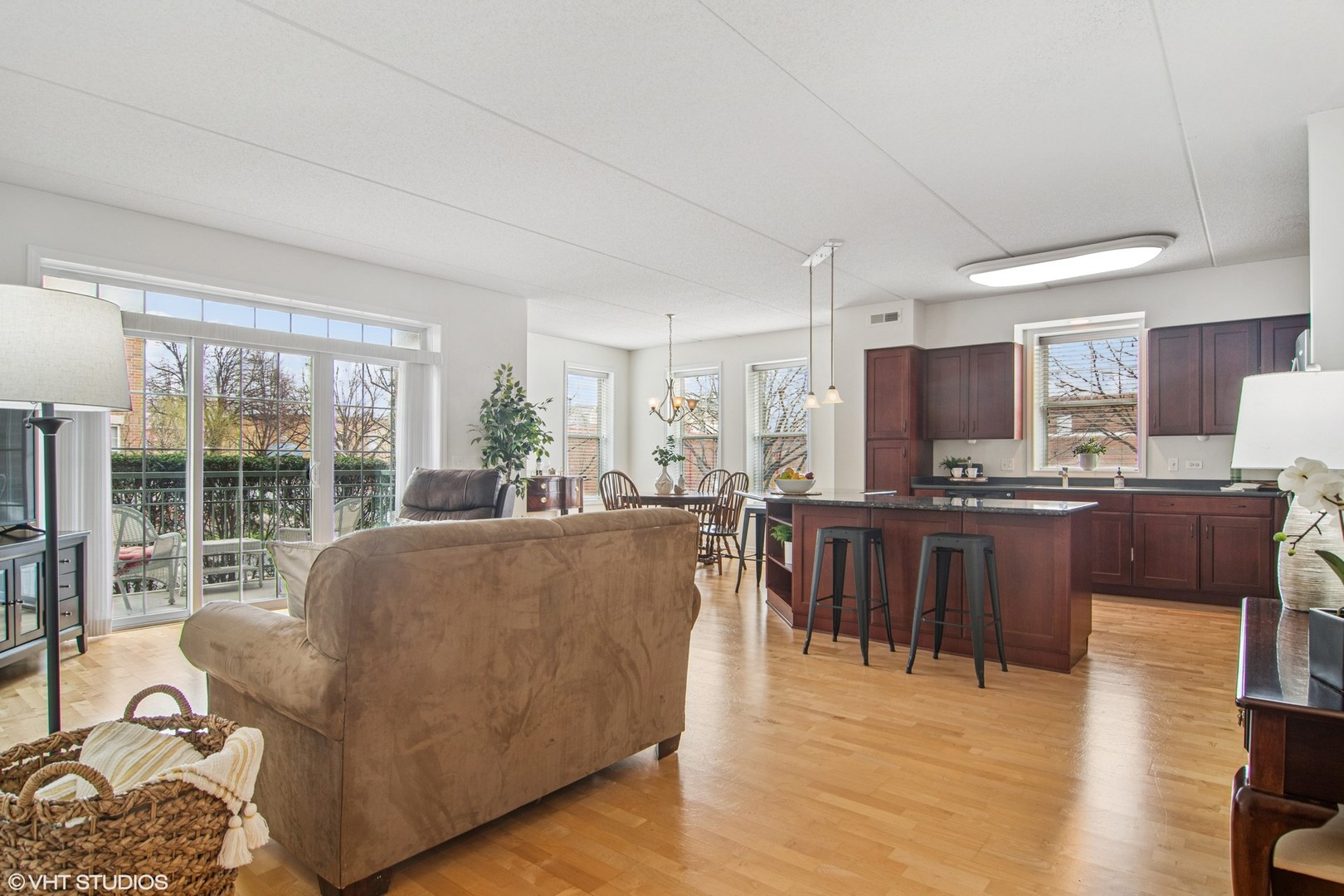 132 W Johnson Street Unit: 104
