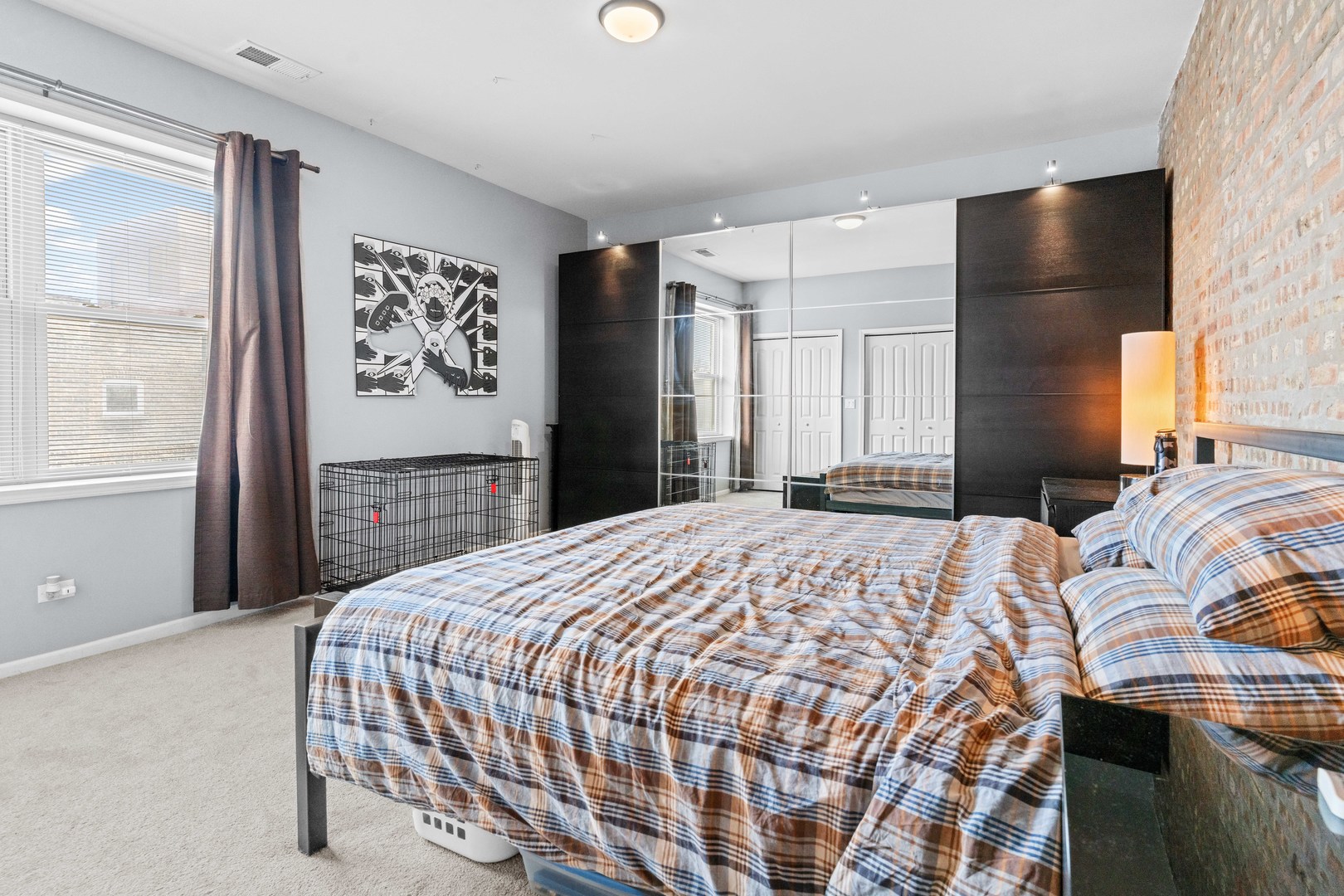 1637 W Farwell Avenue Unit: 3
