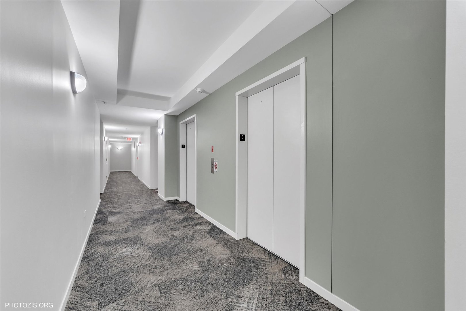 77 S Evergreen Avenue Unit: 805