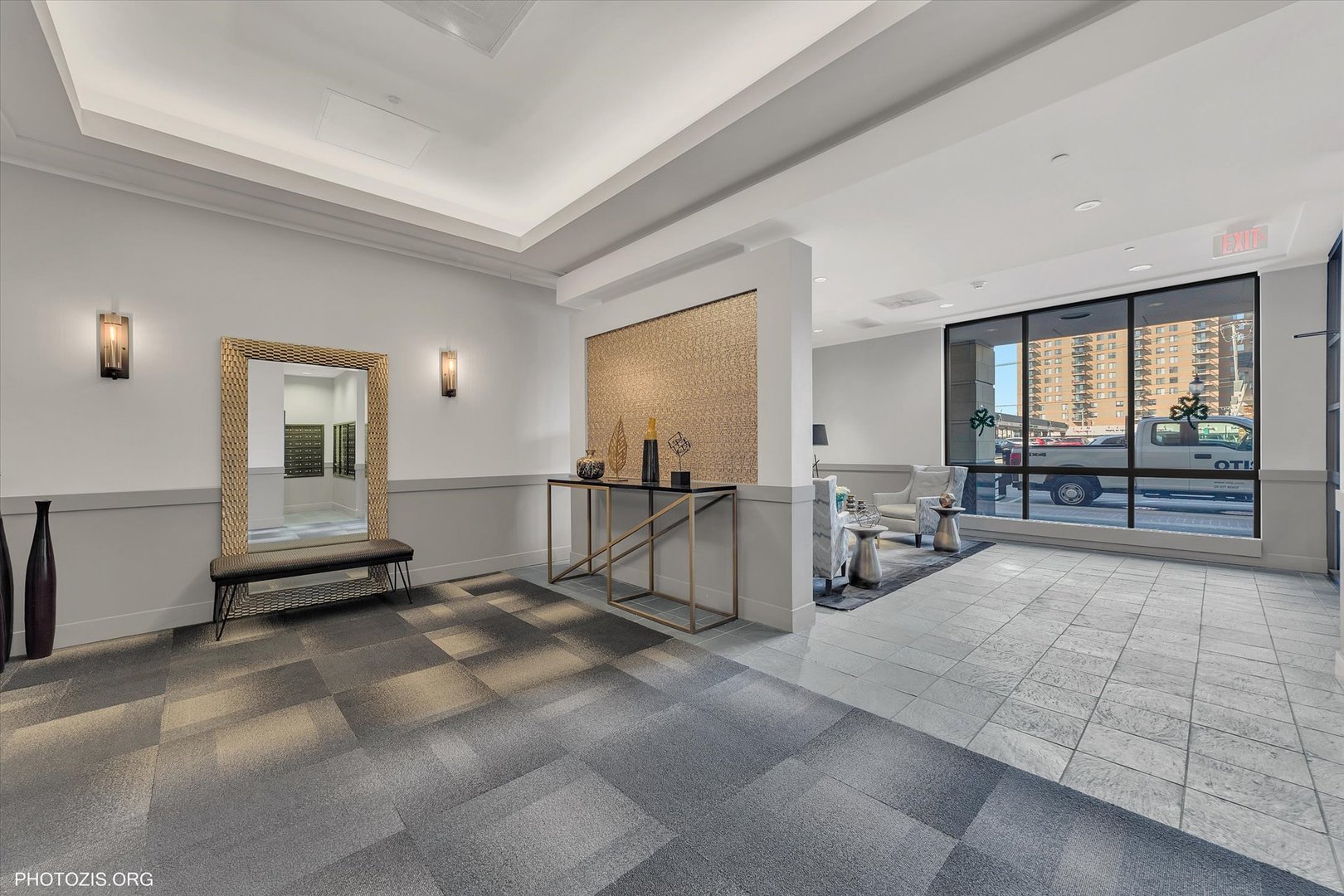 77 S Evergreen Avenue Unit: 805