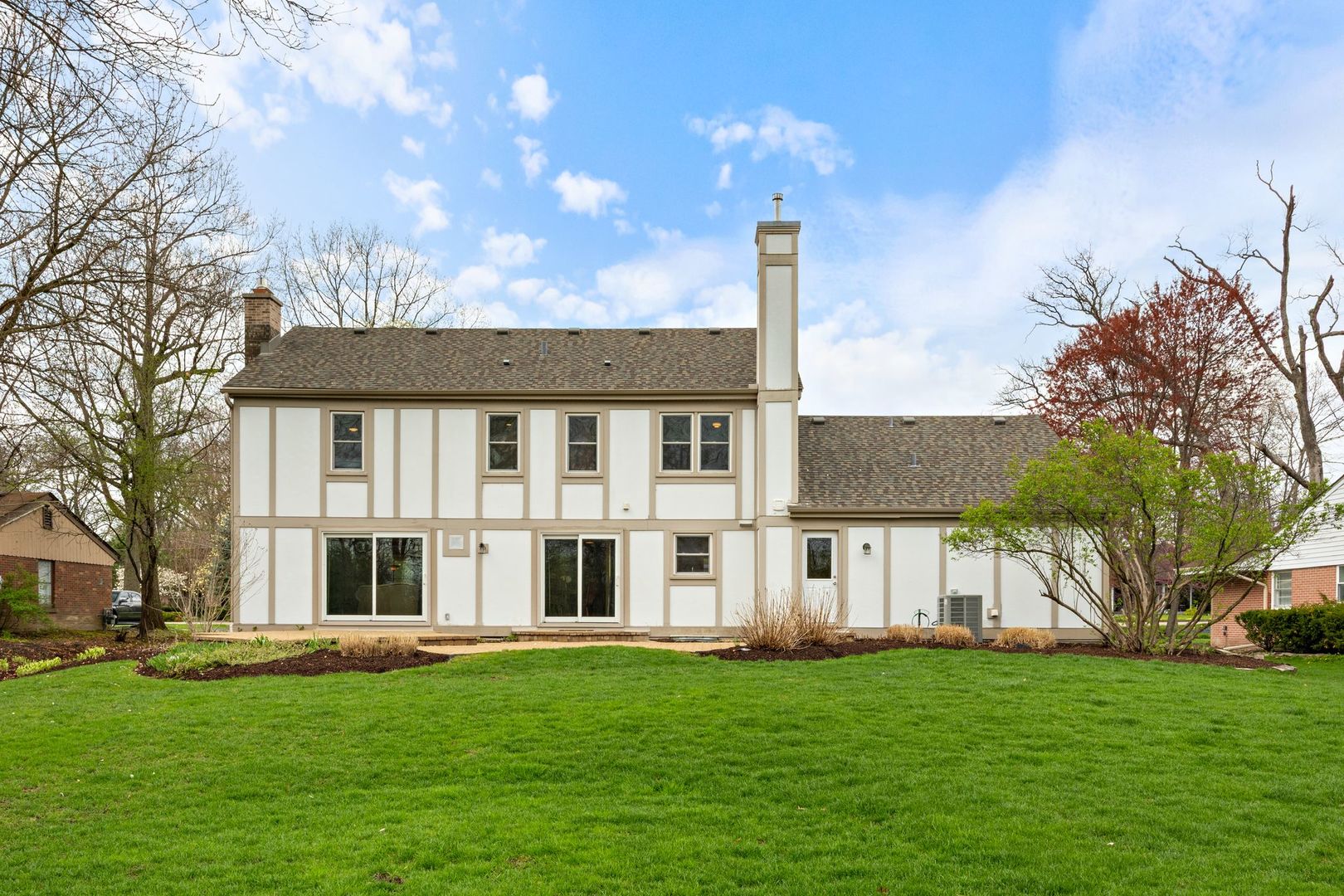 2089 Linden Lane