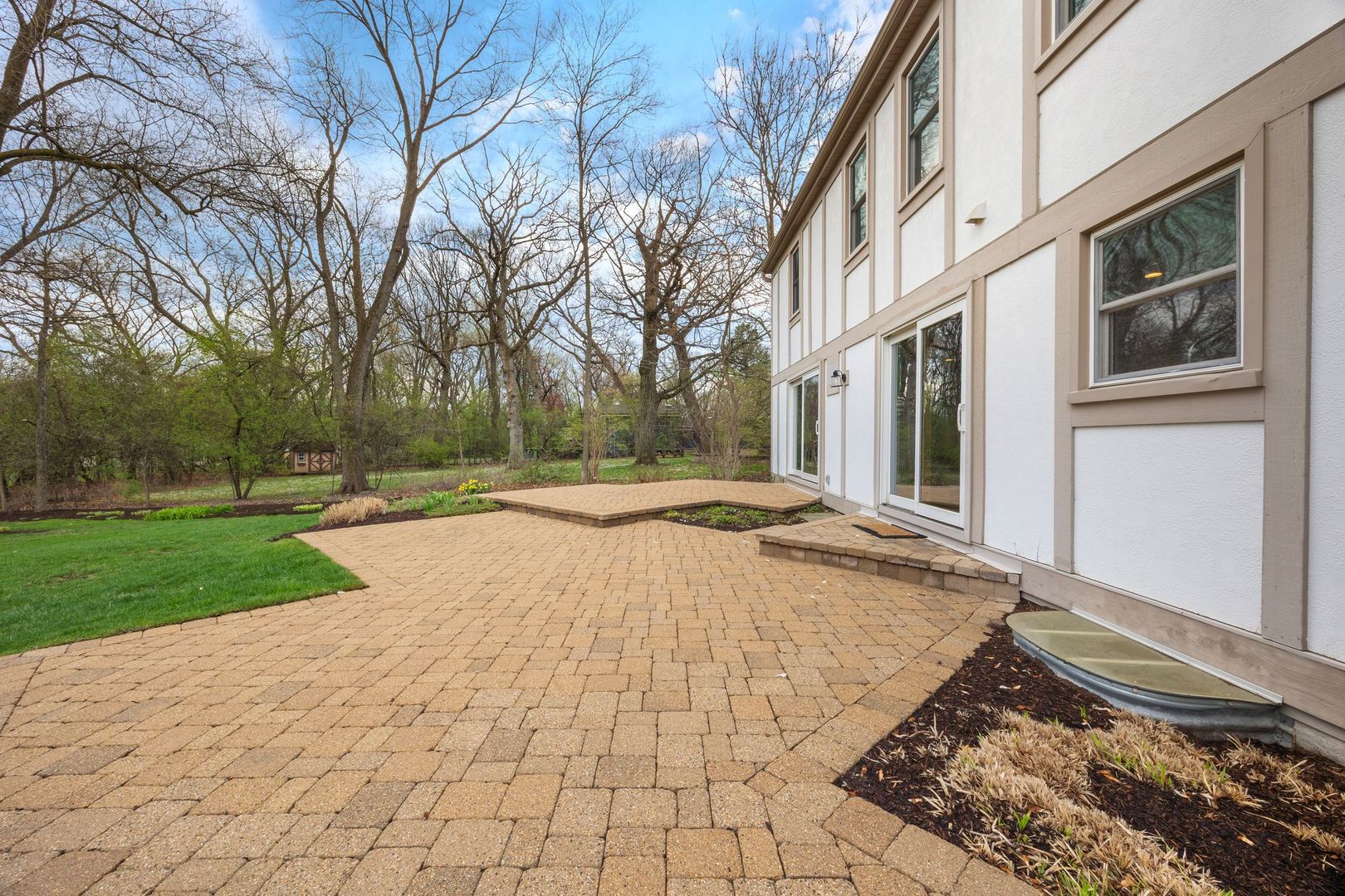 2089 Linden Lane