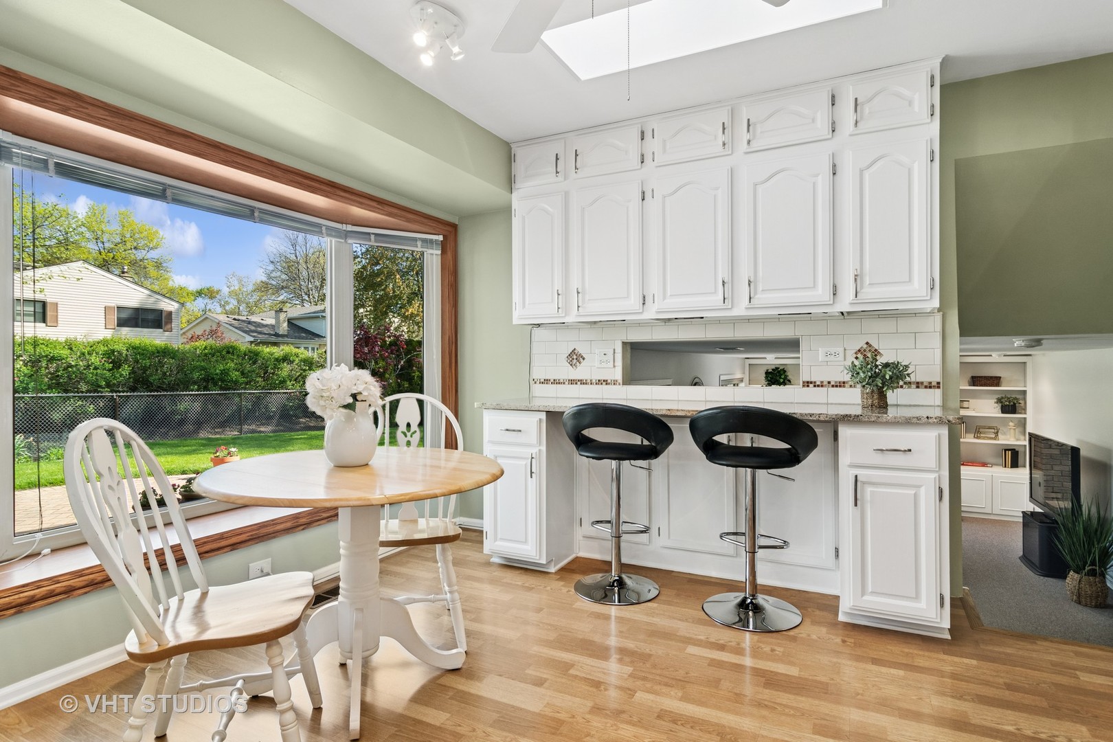 3041 N Huntington Drive