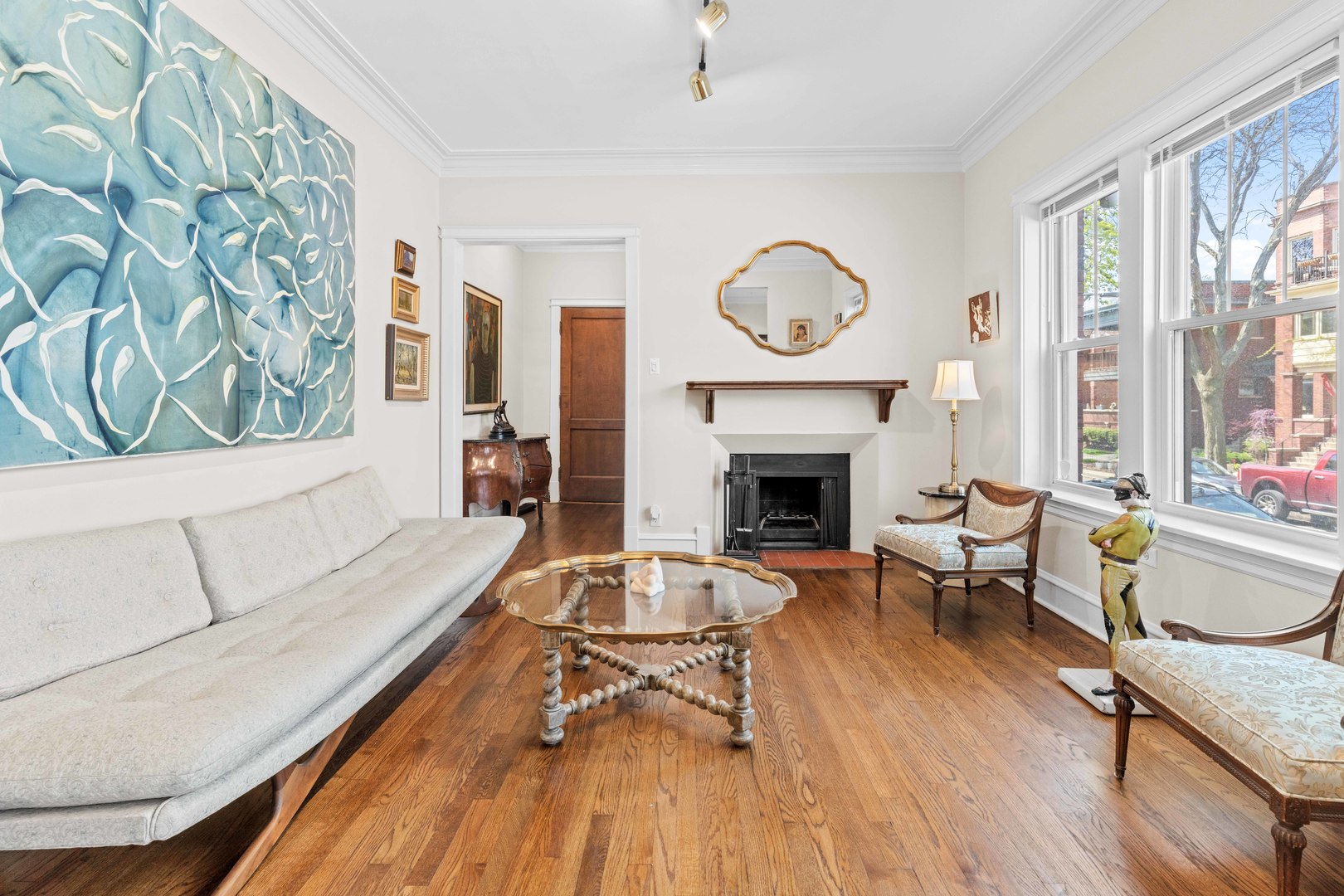 1253 W Elmdale Avenue Unit: 1E
