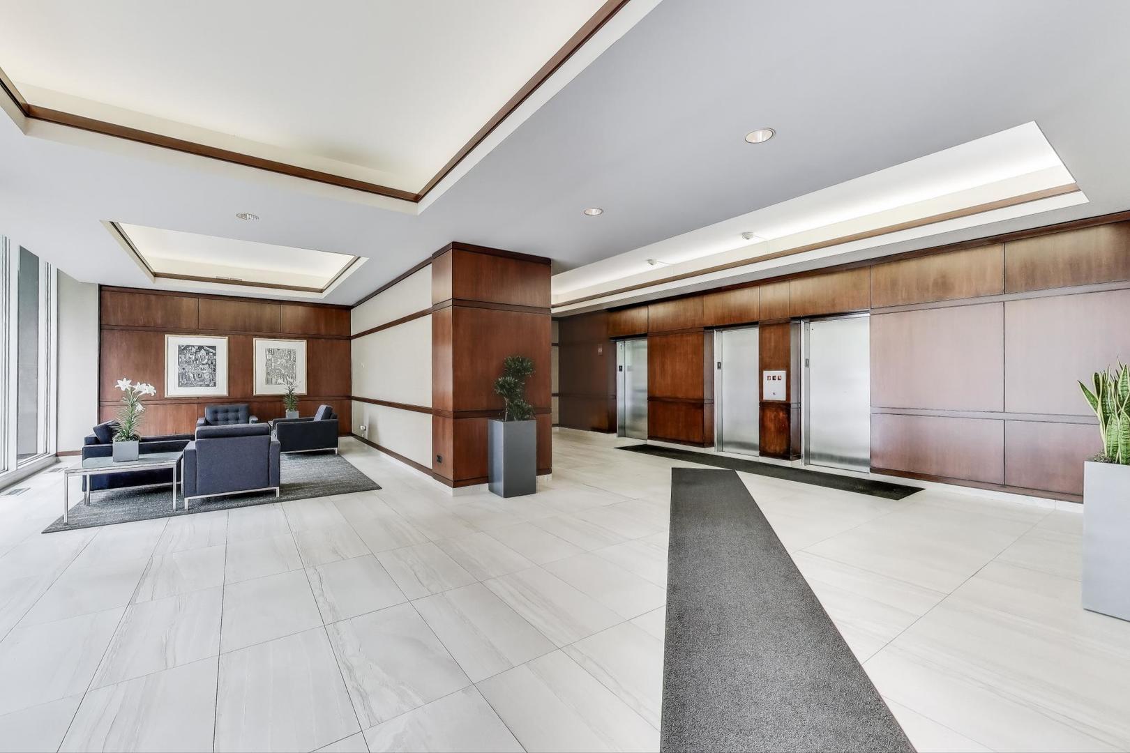 1445 N State Parkway Unit: 1302