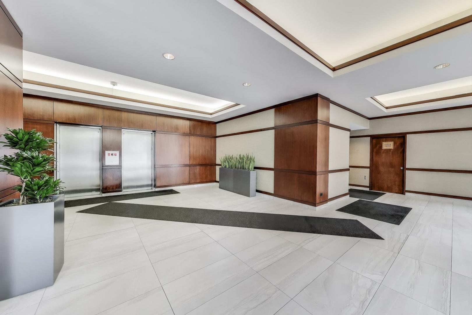 1445 N State Parkway Unit: 1302