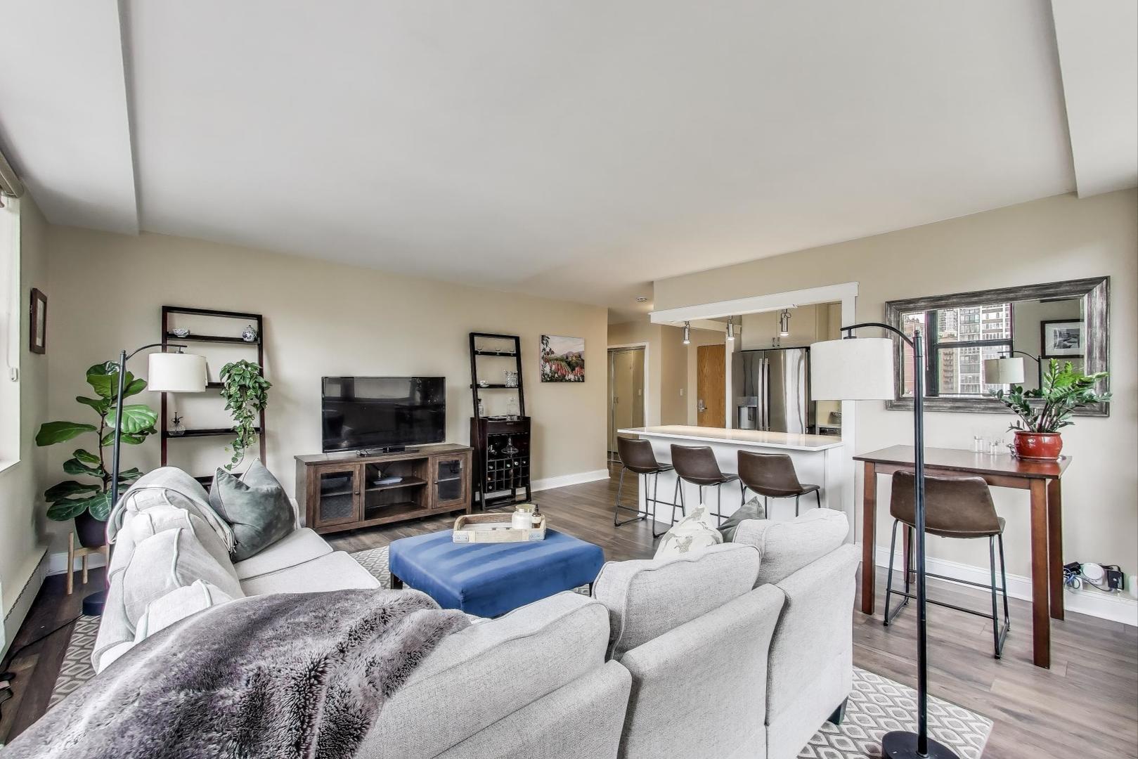 1445 N State Parkway Unit: 1302