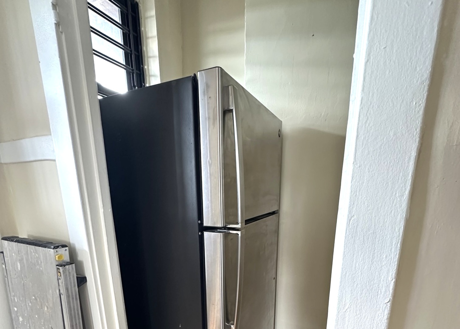 4614 N Sacramento Avenue Unit: 3