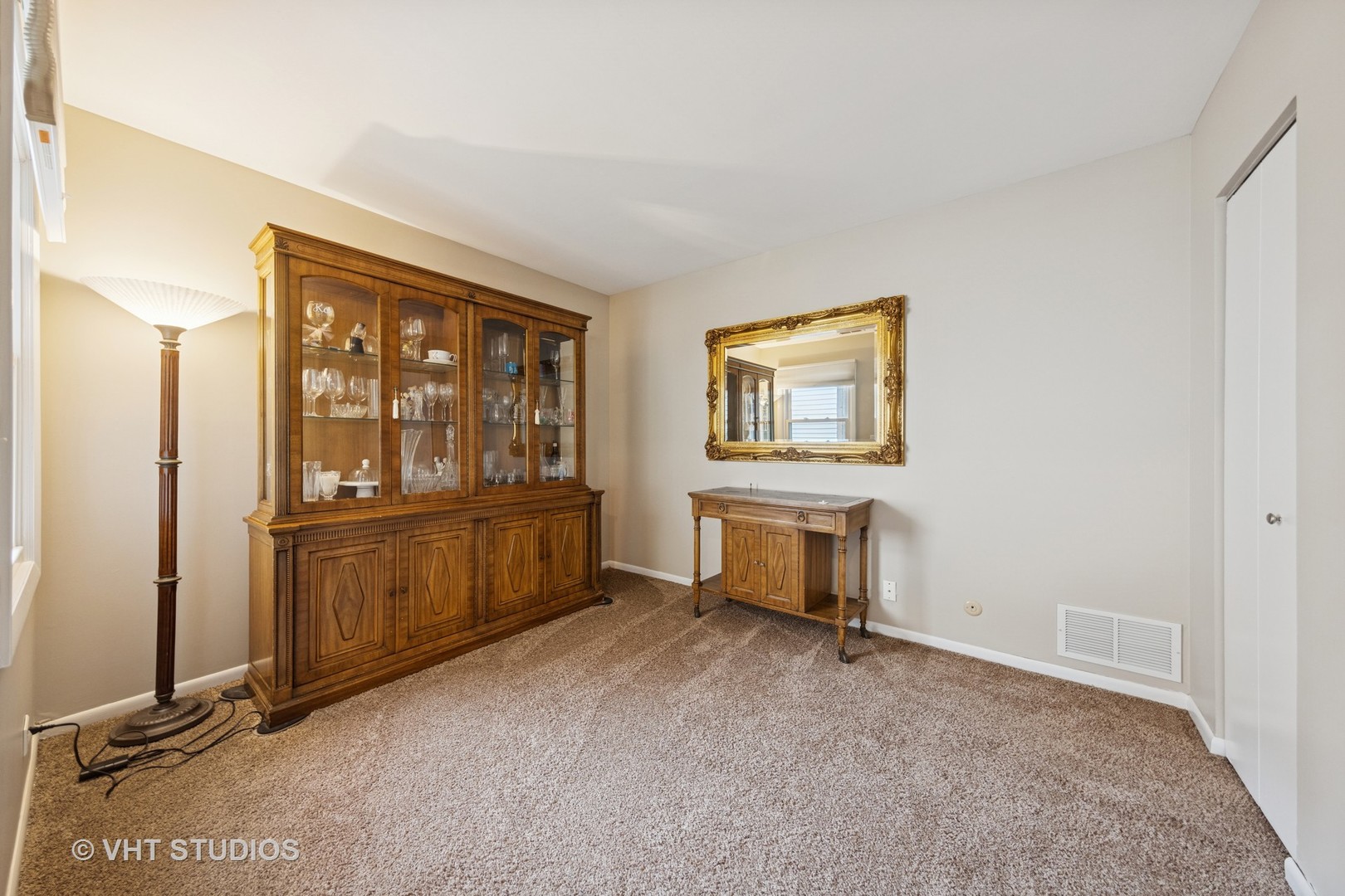 134 REGENCY Drive Unit: 134
