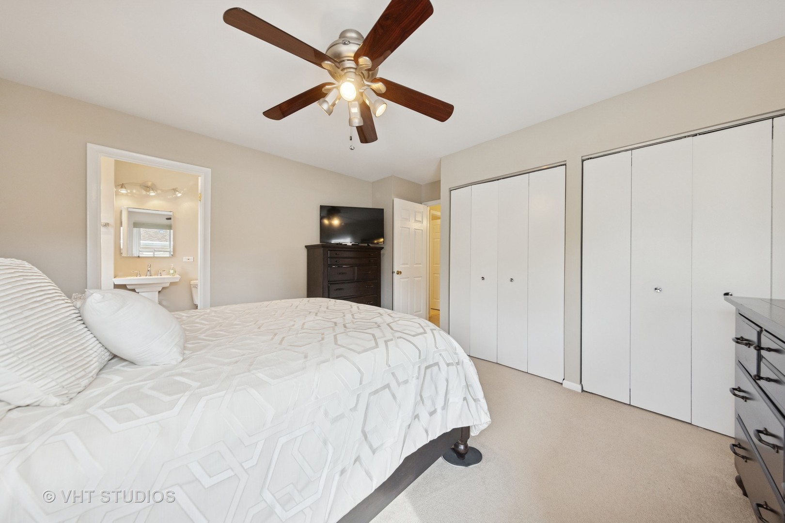 134 REGENCY Drive Unit: 134