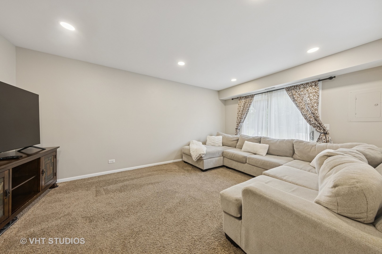 134 REGENCY Drive Unit: 134