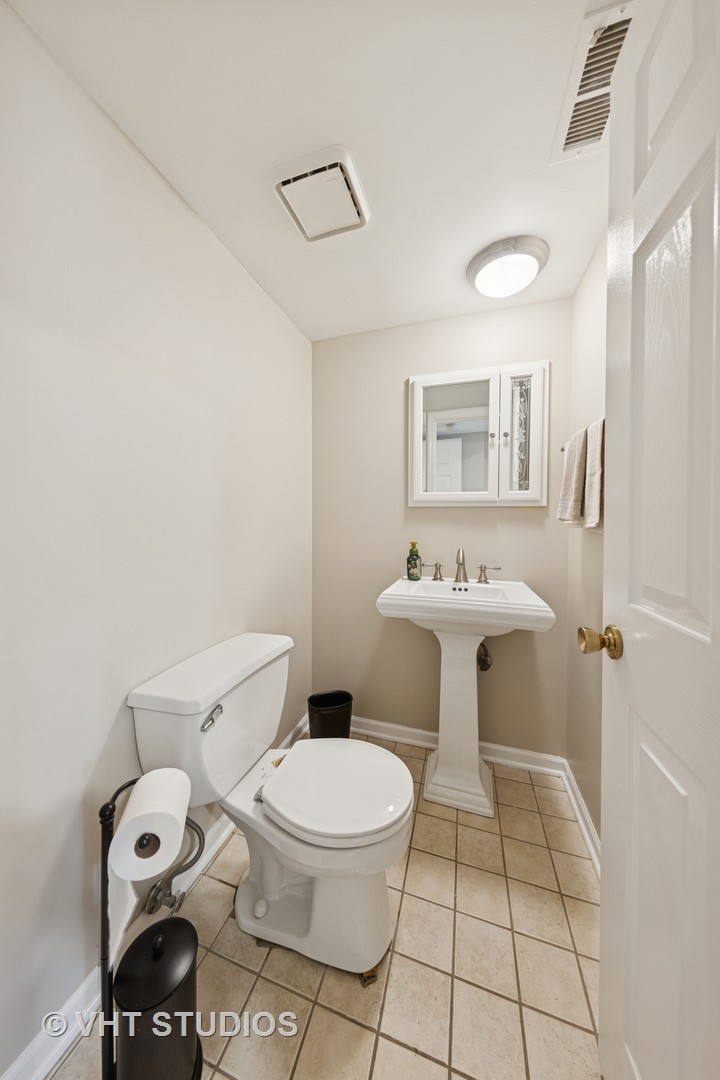 134 REGENCY Drive Unit: 134