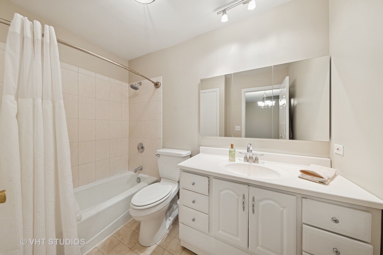 134 REGENCY Drive Unit: 134